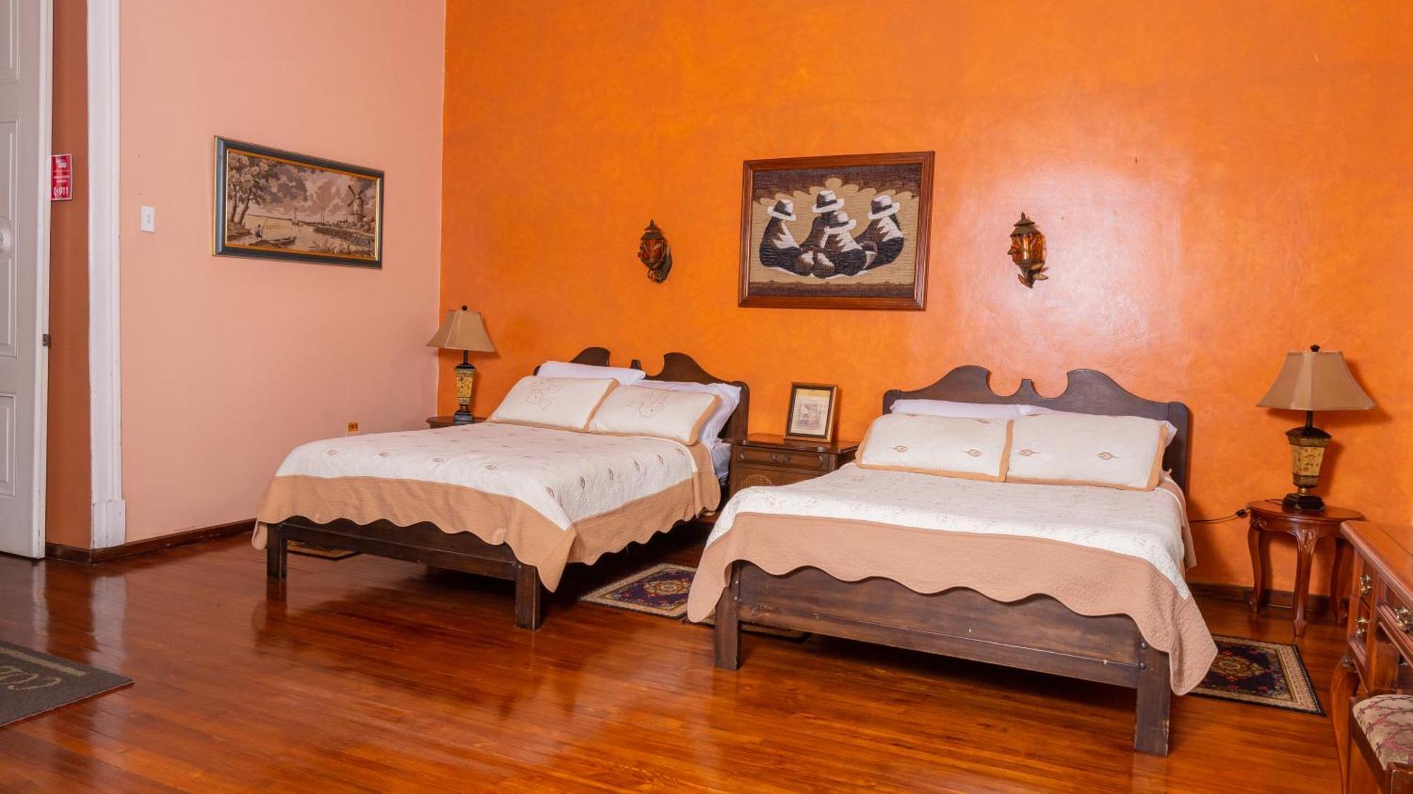 Hotel Casa Colonial Quito Esterno foto