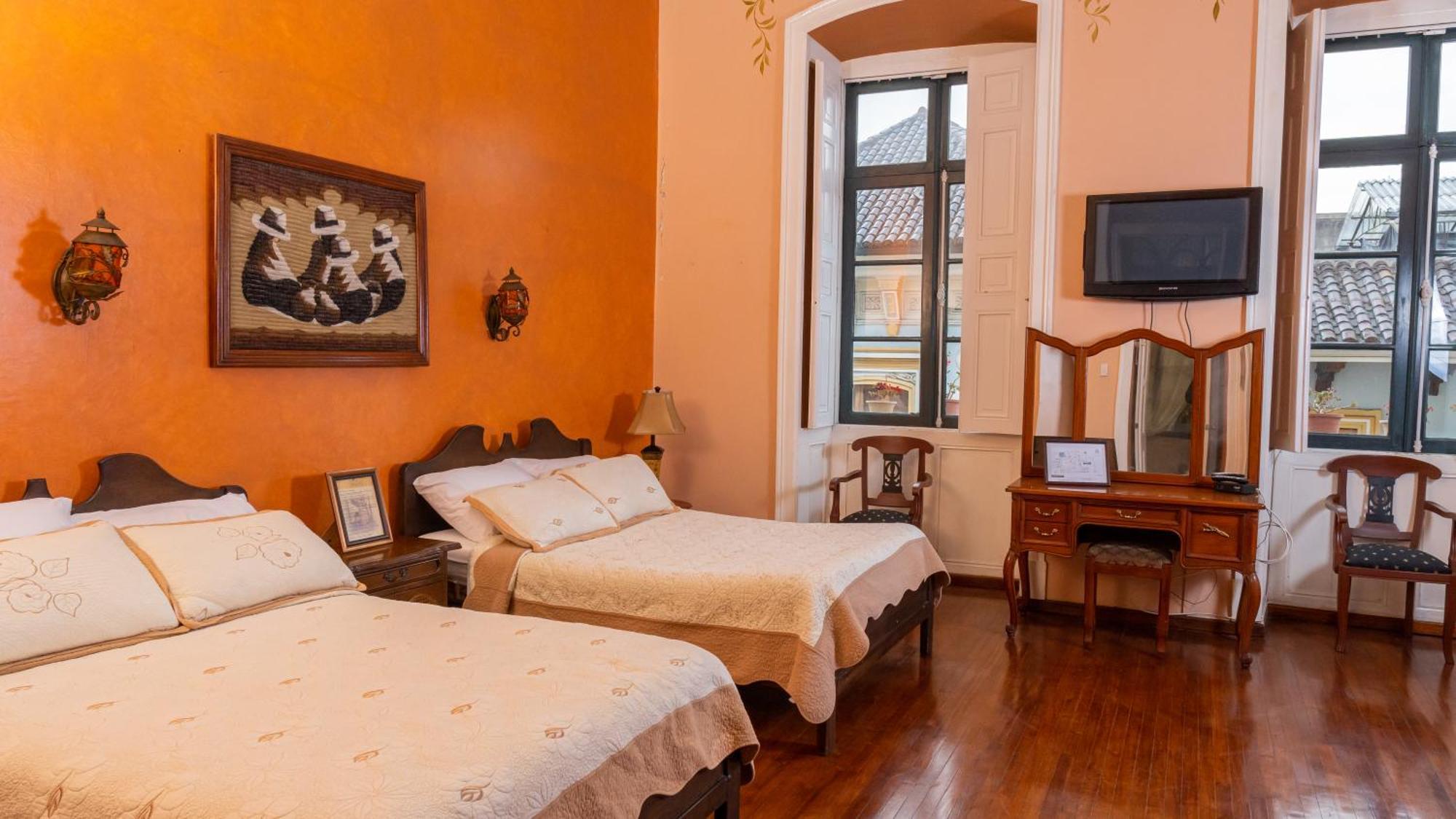 Hotel Casa Colonial Quito Esterno foto